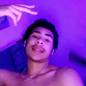 Meet your Posher, Skylar